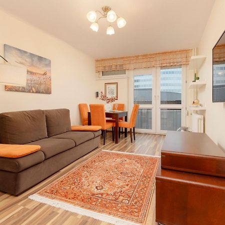Bright & Cozy Apartments In The City Center By Noclegi Renters Varşovia Exterior foto